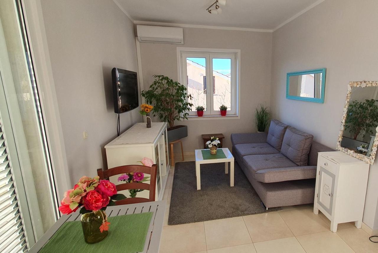 Apartments Ruzic Njivice Δωμάτιο φωτογραφία