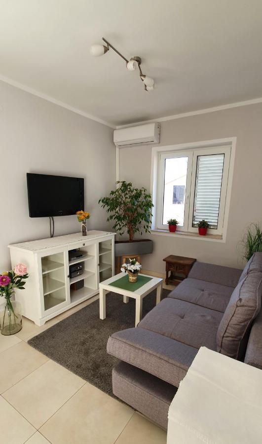 Apartments Ruzic Njivice Δωμάτιο φωτογραφία