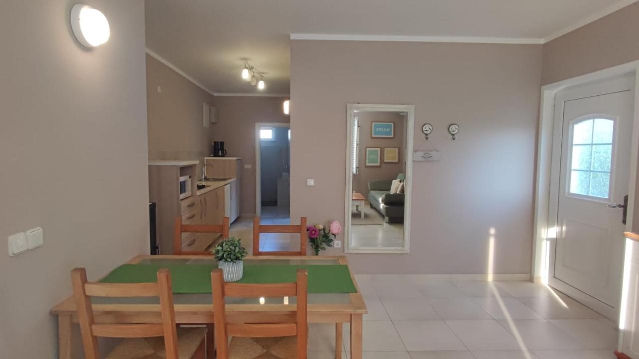 Apartments Ruzic Njivice Εξωτερικό φωτογραφία